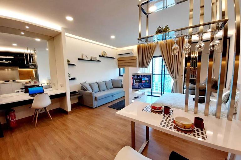 Symphony Tower Studio # 3 ( With Balcony ) - Chambres d'hôtes Cheras
