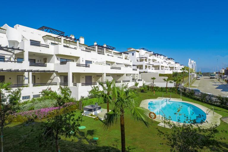 2306 - Brand new apt, walking distance to beach! - Ferienwohnung Casares