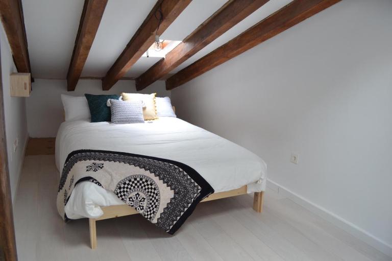AtuaireHome Ático calle santander - B&B Burgos