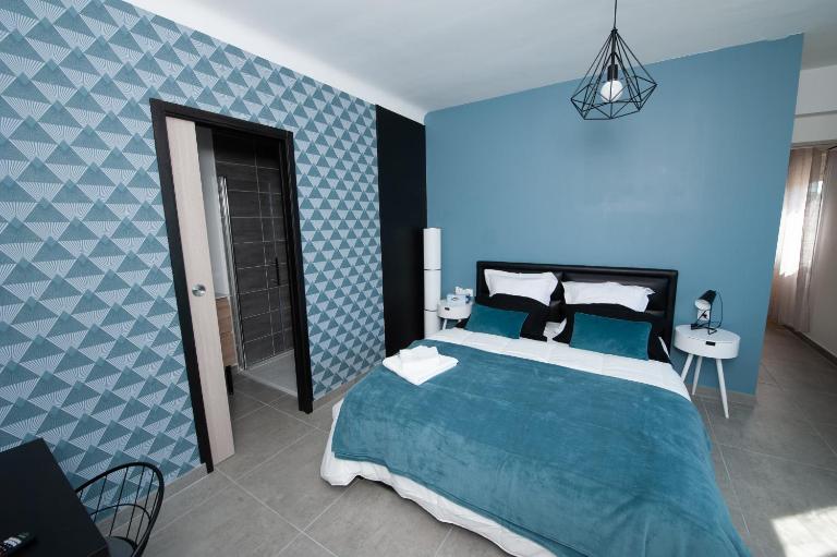 Explore the World 1 - Ferienwohnung Perpignan