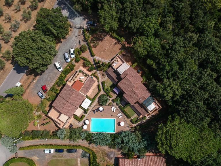 Matteo's Apartments - B&B Guardistallo