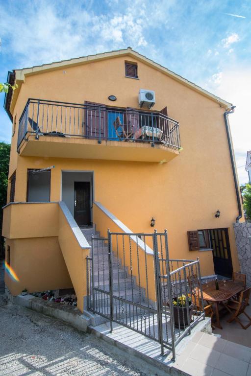 Holiday Home Dubi - B&B Kornić