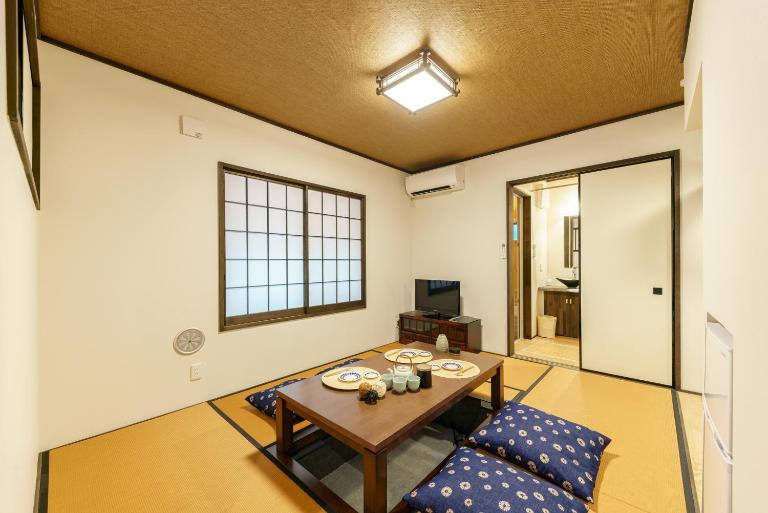 YADOYA Sennokawa - B&B Tokyo