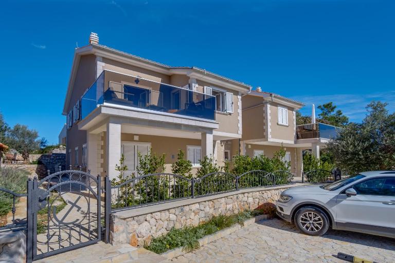 Lučica 360 sea view suite - B&B Nerezine