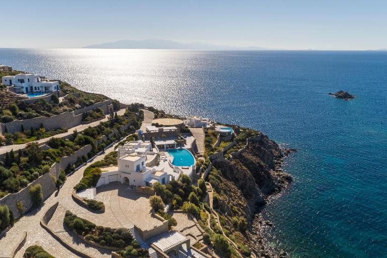 AGL Luxury Villas - B&B Psarrou
