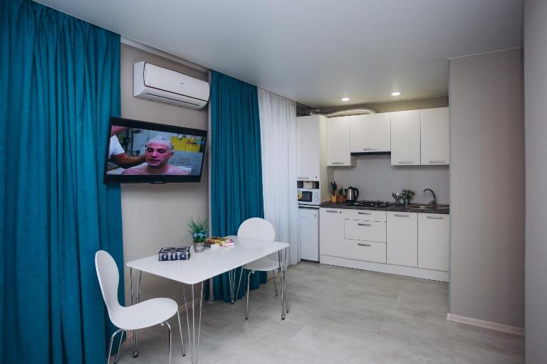 Apart-hotel I. Sirko New Building 7 floor - B&B Sumy