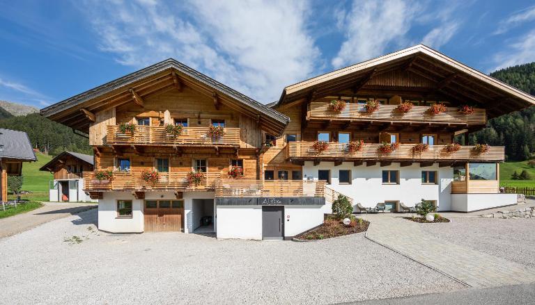 Residence Alpina - Chambres d'hôtes Santa Maddalena