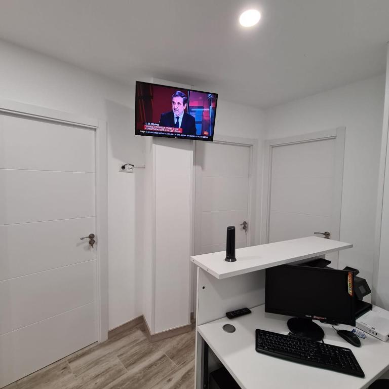 Hostal Las Fronteras - B&B Torrejón de Ardoz