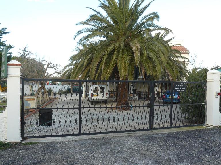 Location avec piscine et parking (n°2p) - B&B Argeles