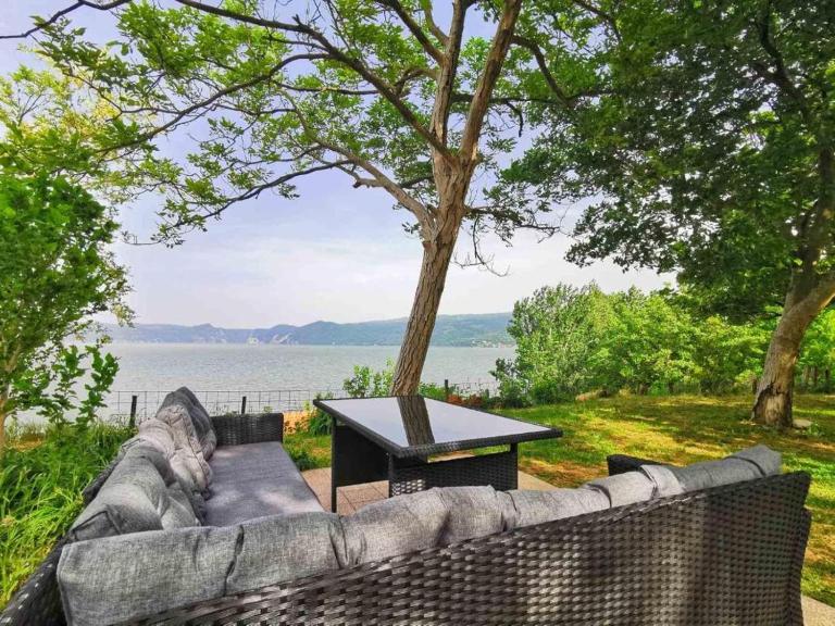 Kuca za odmor-Zelena Oaza - Chambres d'hôtes Golubac