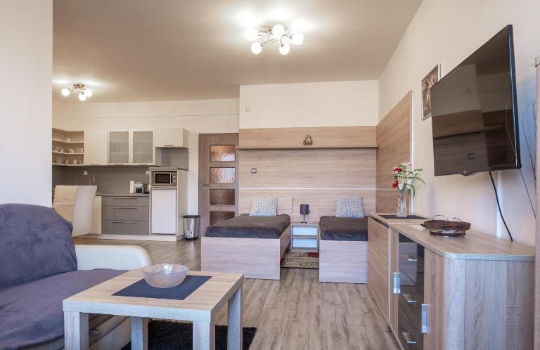 TATRYSTAY Apartments Tatranska - Chambres d'hôtes Veľká Lomnica
