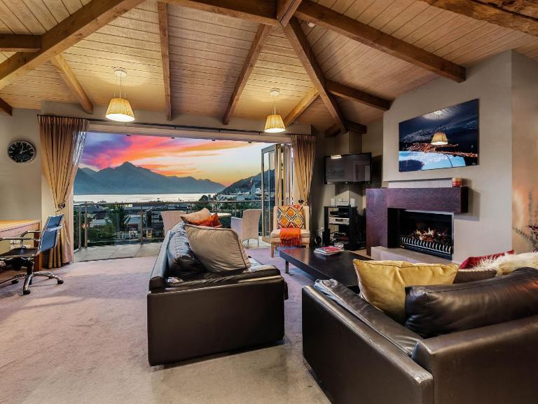 Chambers City Centre Penthouse - B&B Distretto di Queenstown