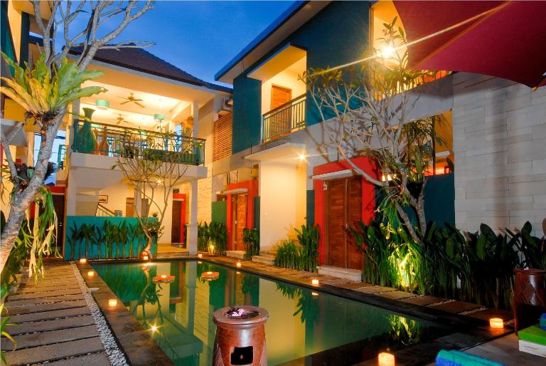The Green Zhurga Suite Seminyak - B&B Kerobokan