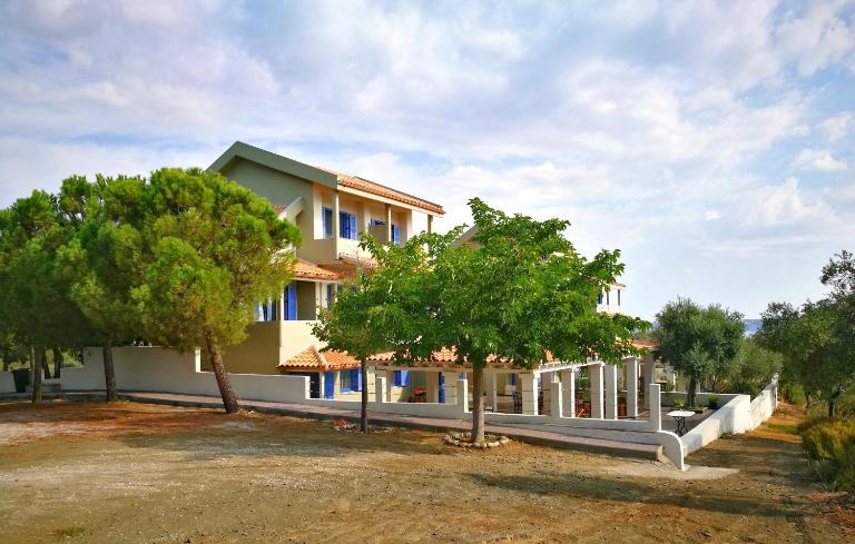 Olive Bay Hilltop Apartments Ammouliani - B&B Ammoulianí
