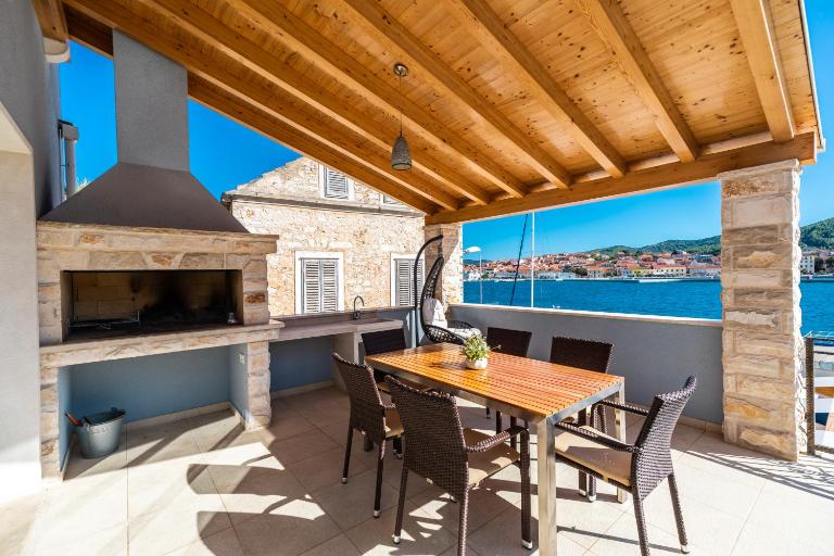 Luxury Apartment Marina View No 2 - B&B Vela Luka