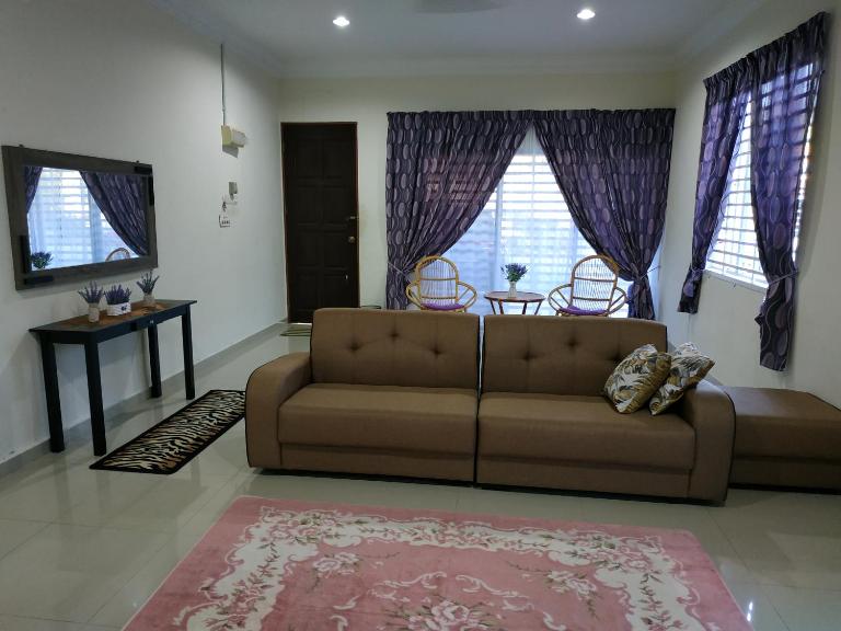 Villa Pulai Indah Temerloh - Bed and Breakfast Temerluh