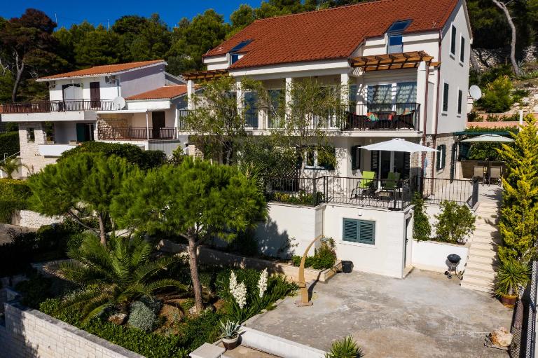 Apartment Branka - Bed and Breakfast Hvar
