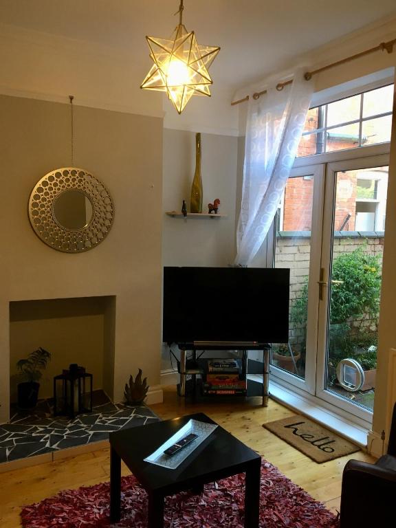 Lavender Apartment - Ferienwohnung Leicester