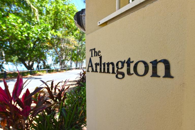 Arlington Apartments - B&B Clifton Beach