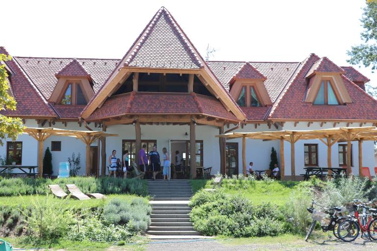 Kormorán tóparti szobák - B&B Katalinmajor