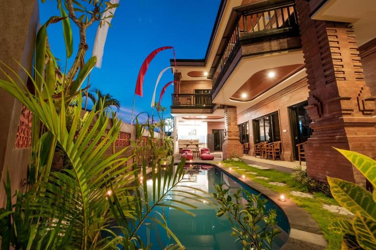 Dados Guest House - B&B Canggu