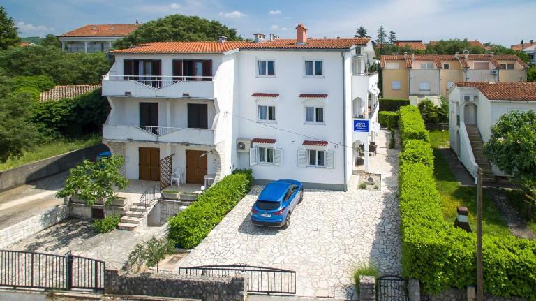 Apartments Adrijana - Chambres d'hôtes Malinska