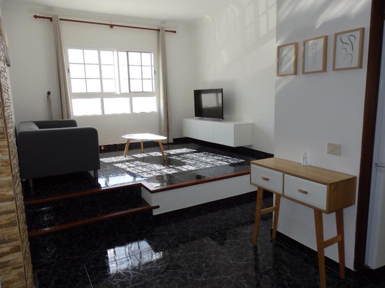 Toni's - B&B Arinaga