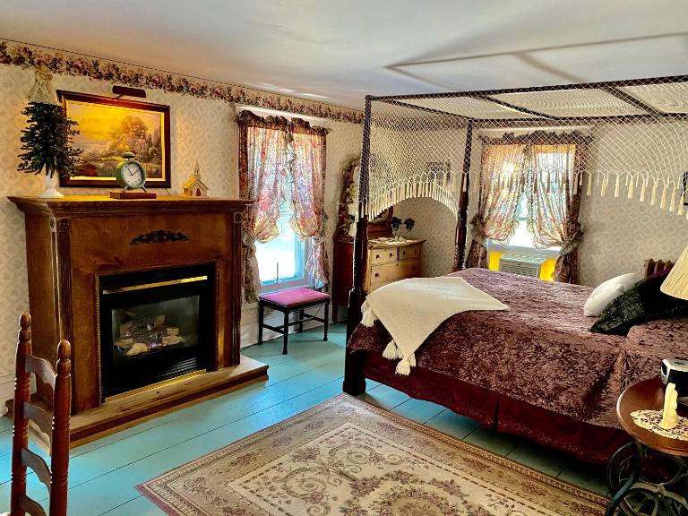 The Bella Ella Bed and Breakfast - B&B Canandaigua