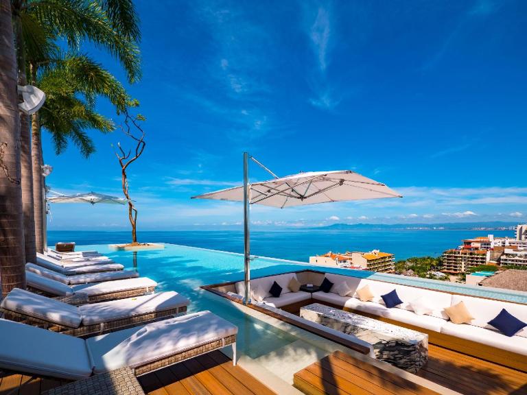 PIER 57 - 509 Unique 2 BR Condo Romantic Zone - B&B Puerto Vallarta