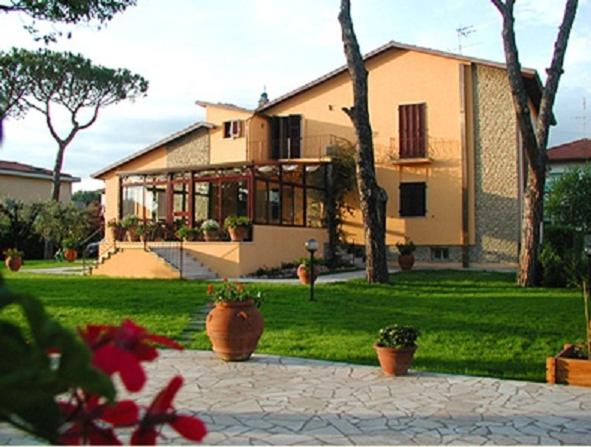 B&B Villa Acero - B&B Marina di Carrara