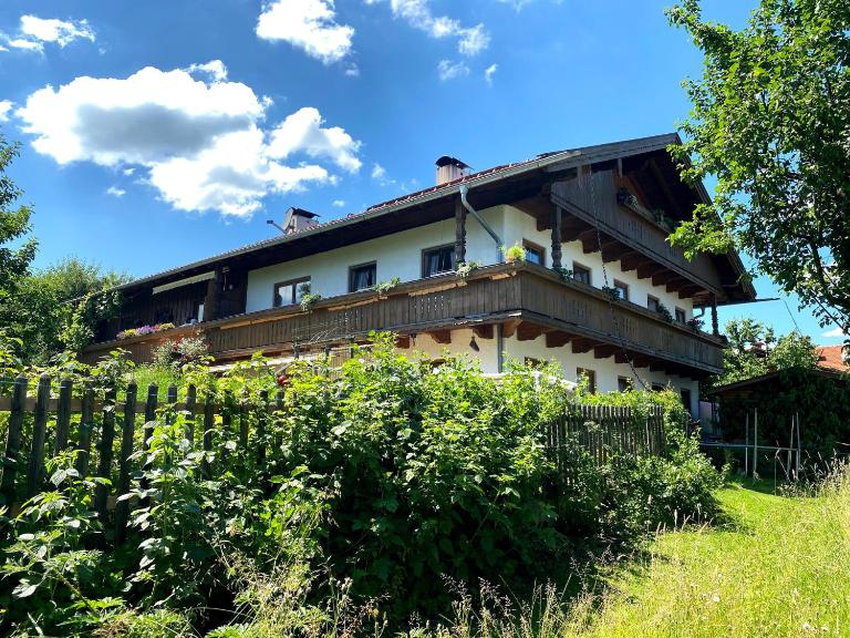 Ferienwohnung Christa - Bed and Breakfast Bernau am Chiemsee