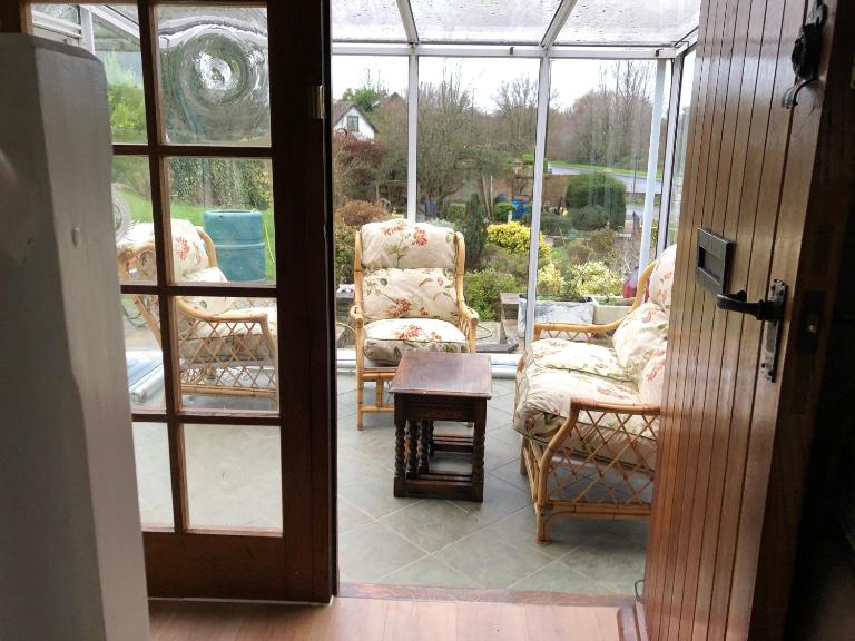 Ponders End - B&B Shide