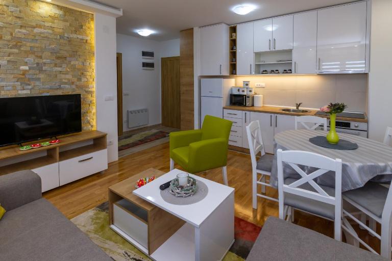 Apartman Candy Home Zlatibor - B&B Zlatibor
