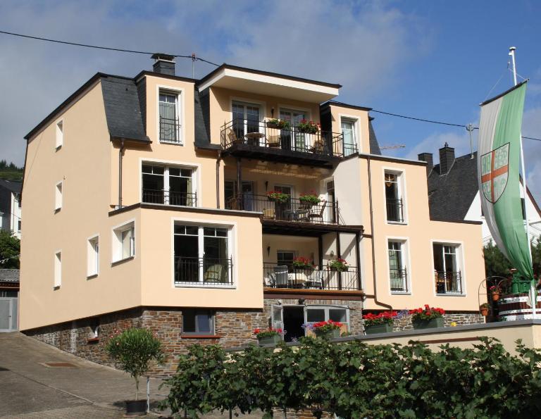 Weingut Goeres - B&B Briedel