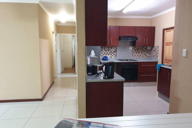 Holiday Home - B&B Port Elizabeth