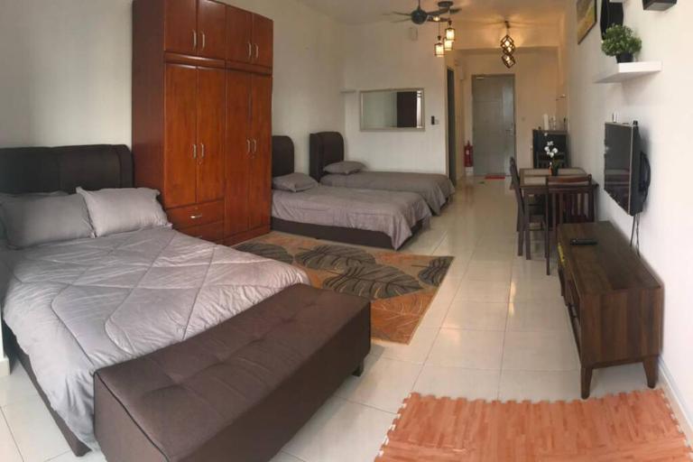 HomestayBABA close to UKM, GMI, & more ! - B&B Kajang
