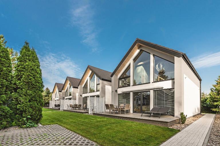 Housea Domy Wakacyjne - B&B Jantar