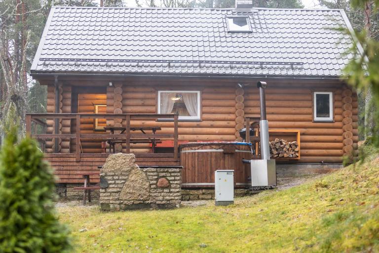 Valkla Puhkekeskuse Saunamaja - Bed and Breakfast Kuusalu