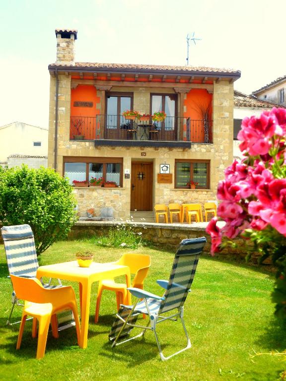 Casa rural Navarra cerca del nacedero del Urederra - B&B Eulz