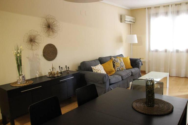 Amplio apartamento Plaza de Toros - B&B Zaragoza