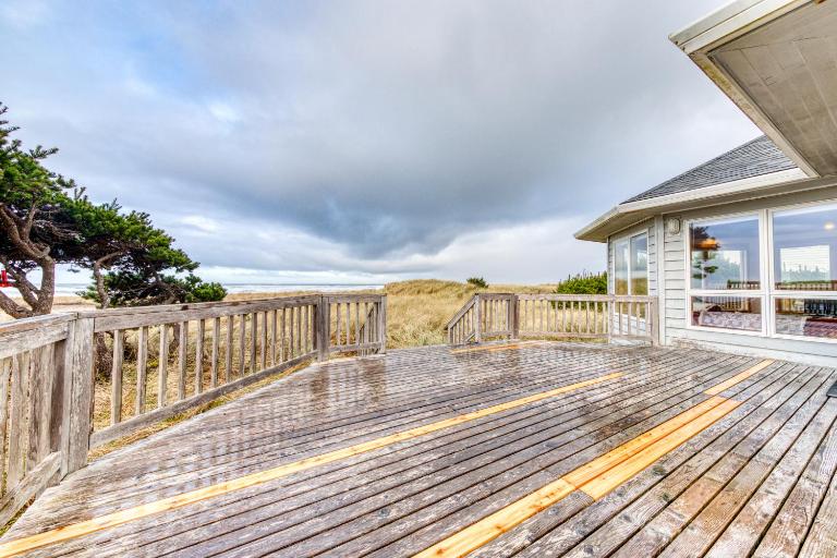 Beachside Getaway - B&B Rockaway Beach