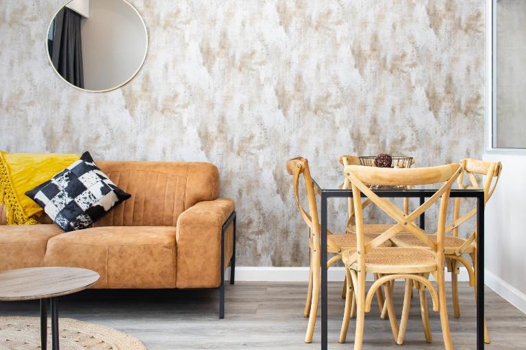 Menlyn Apartment - Marble Print - B&B Pretoria