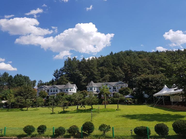 Tomato Pension - B&B Hongch’ŏn