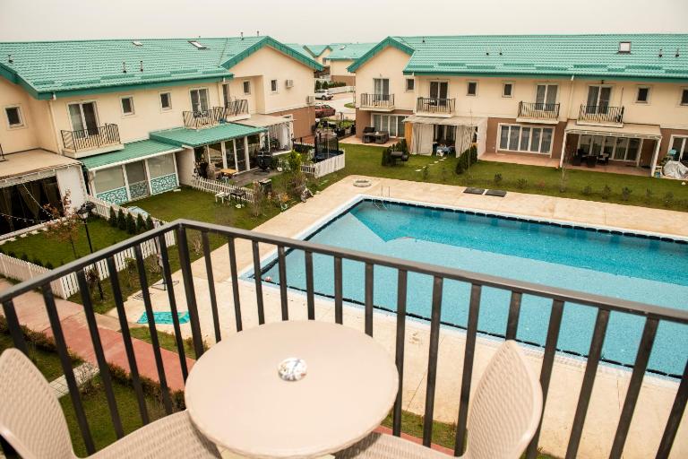 Raphael Apartment North Bucharest Cosmopolis - B&B Ştefăneştii de Jos