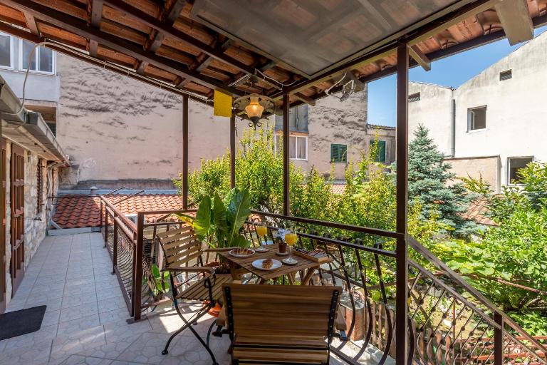Studio apartment Paradise garden - Ferienwohnung Split