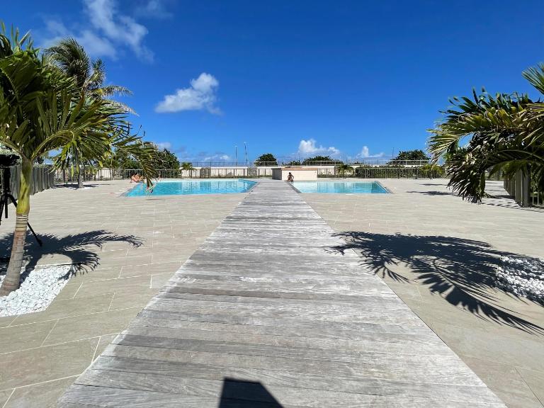 Orient Bay Beach Front Apartment - B&B Orient Bay