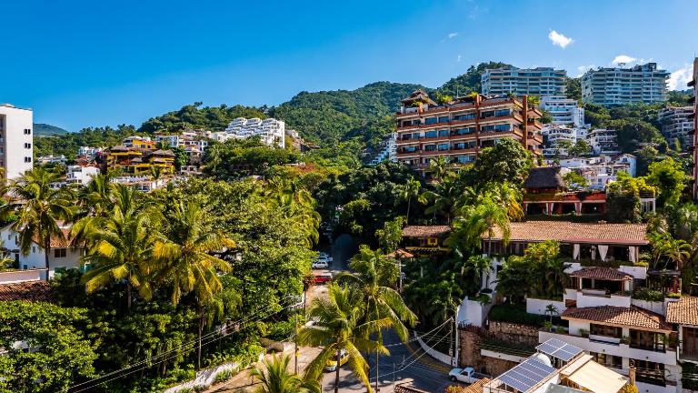 PIER 57 - 610 2 BR & Best Sunset Rooftop in PV - B&B Puerto Vallarta