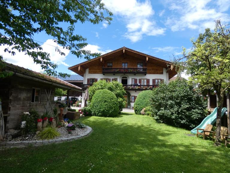 Apartments Donebauer - Bed and Breakfast Übersee
