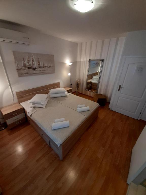 Apartments Adria - B&B Jadrija