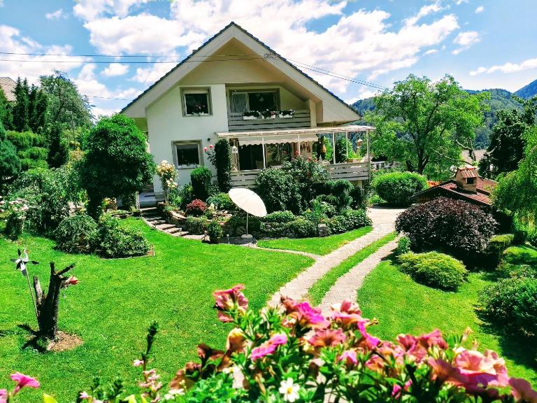 Apartments Green Paradise - B&B Bohinjska Bela